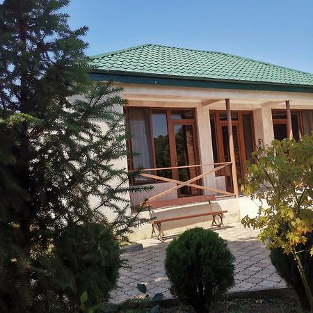Villa Platinum Tskaltubo ภายนอก รูปภาพ